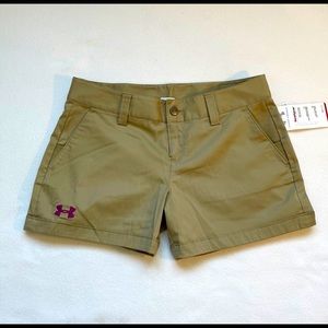 NEW WITH TAGS Womens Under Armour Heat Shorts Size 4 Small